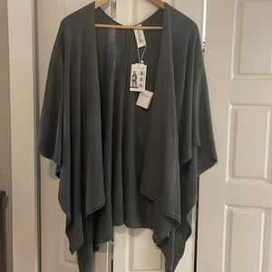 Simply Noelle wrap/sweater